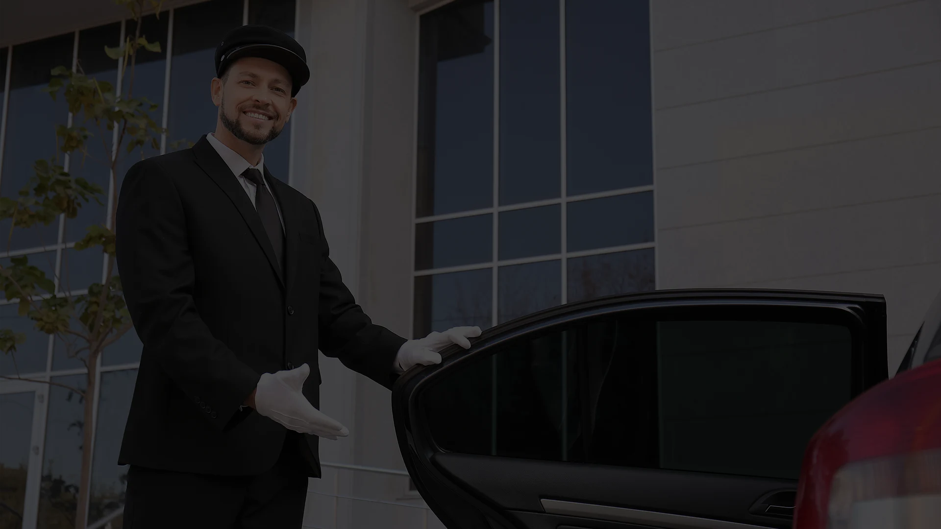 Online booking of chauffeur-driven cars